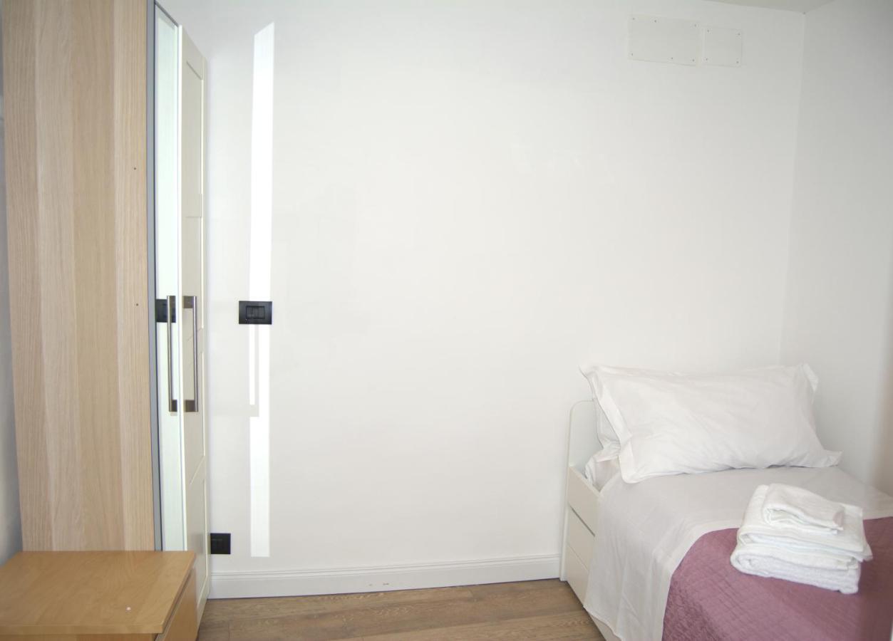 Caesar'S Luxury Apartment In Lucca Center Town Roman Amphitheater Exterior photo